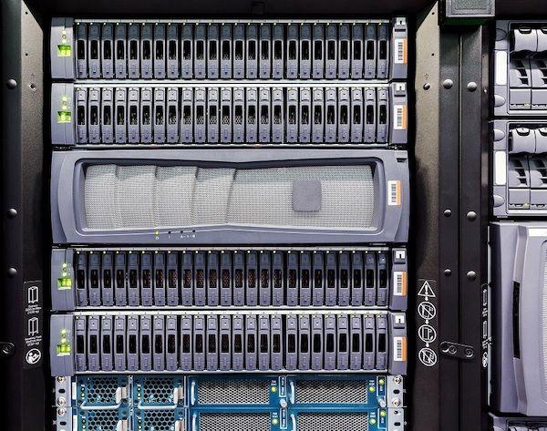 Eine Abbildung eines Computerservers einer Data Storage Solution.