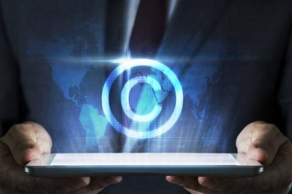 Ein digital bearbeitetes Copyright-Logo.