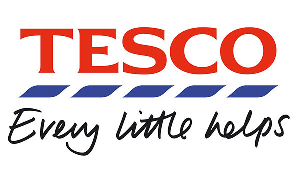 'Jedes bisschen hilft' ist der Slogan der Marke Tesco und ein gutes Beispiel dafür, was ein gelungenes Rebranding bewirken kann.