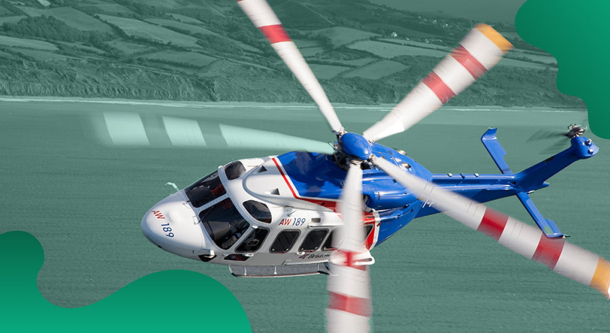 Das Titelbild von Leonardo in Grün zeigt einen Hubschrauber, der über einem Gewässer fliegt.