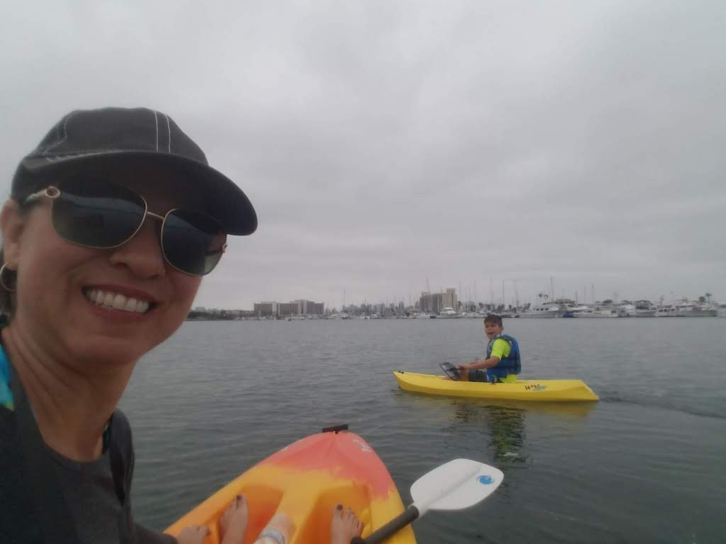 Leslie in San Diego Kayaking with her family