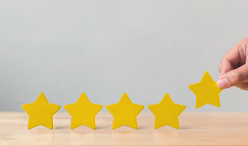 Five yellow stars.
